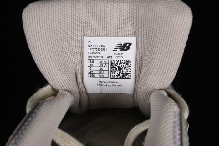 New Balance 1906 Series Retro Dad Style Casual Running Shoes - M1906RPA 1