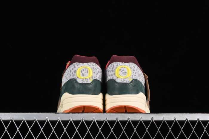 Nike Division Street x Air Max 1/87 Retro Casual Sneakers - HQ2639-100 1