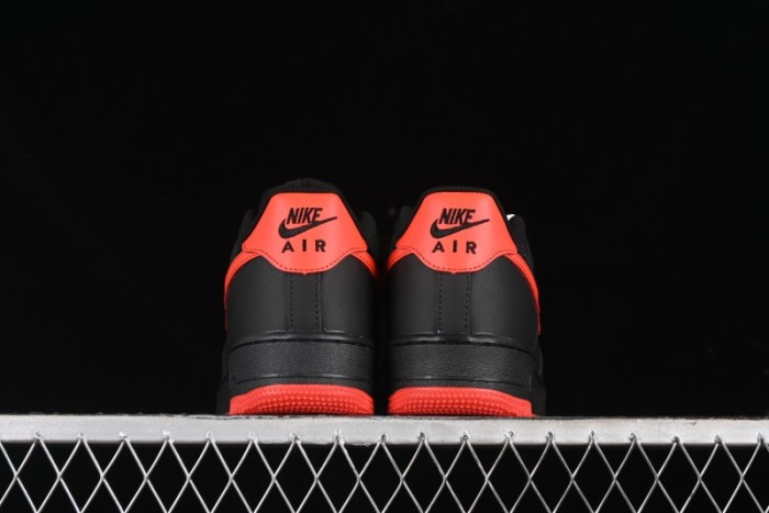 Nike Air Force 1 '07 Low Casual Sneakers with Full-Length Air Cushion - FJ4146-002