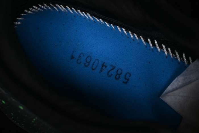 Asics Gel-Kayano 31 Running Shoes with GEL Cushioning and FLYTEFOAM BLAST - 1011B949-001