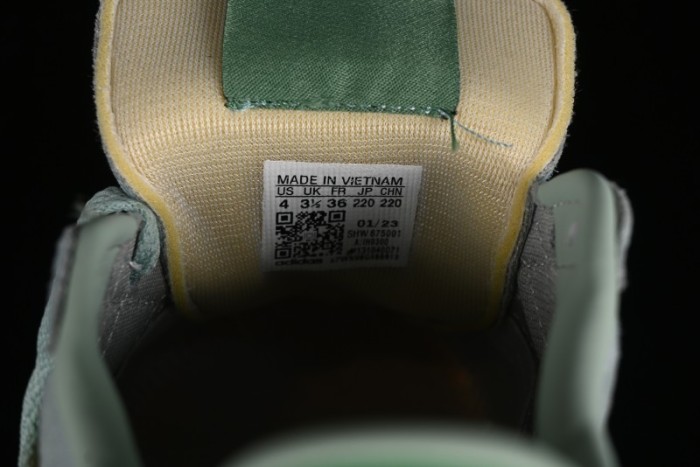 Adidas Originals Bermuda IH0300 Anti-Slip Wearable Lightweight Low-Top Skate Shoes - AJC3 1