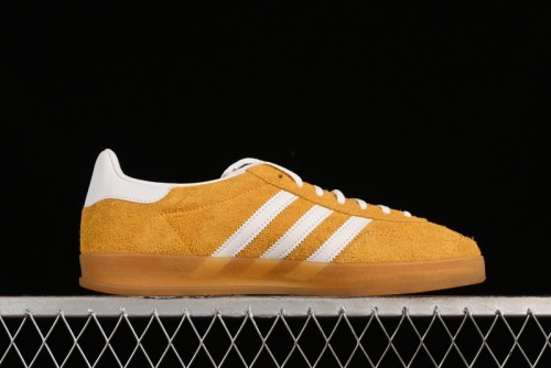 Adidas Originals Gazelle Indoor Retro Casual Sneakers with Slip-Resistant and Durable Low-Top Design - HQ8716 1