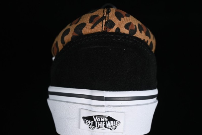 Vans Old Skool Classic Retro Low-Top Canvas Sneakers with Leopard Print and Slip-Resistant Sole - VN000CR5CJK 1