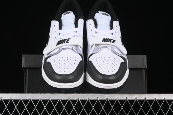 Nike Air Jordan Legacy 312 Low Sneakers with Velcro Strap and Triple Design - HV1811-101