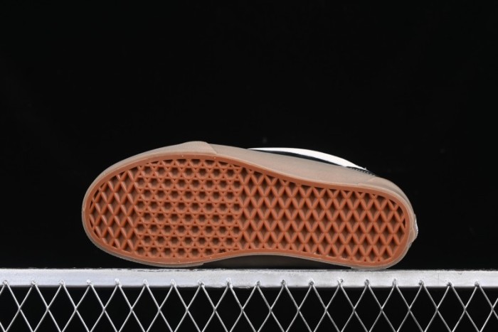 Vans Knu Skool Low-Top Retro Casual Vulcanized Sneakers - VN0009QCB9M