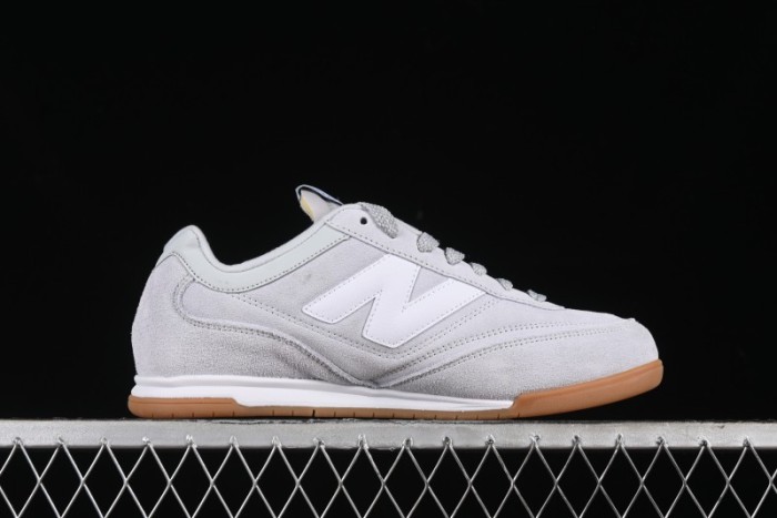 New Balance RC42 Series Retro Football Training Casual Sneakers - URC42EB