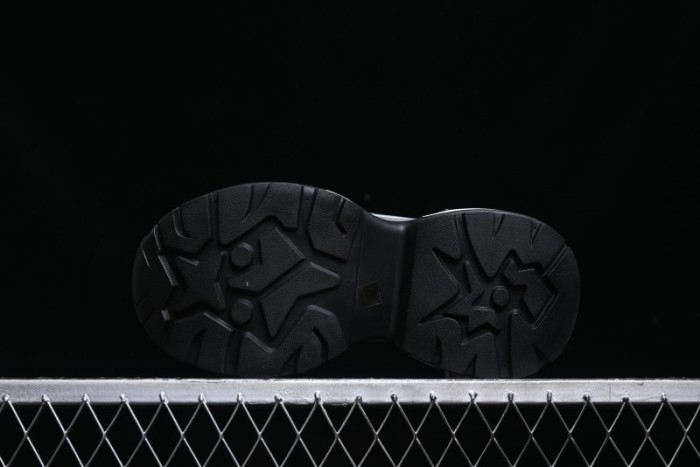 GG-CC Casual Running Shoes with Asymmetrical Design - G24X8633B