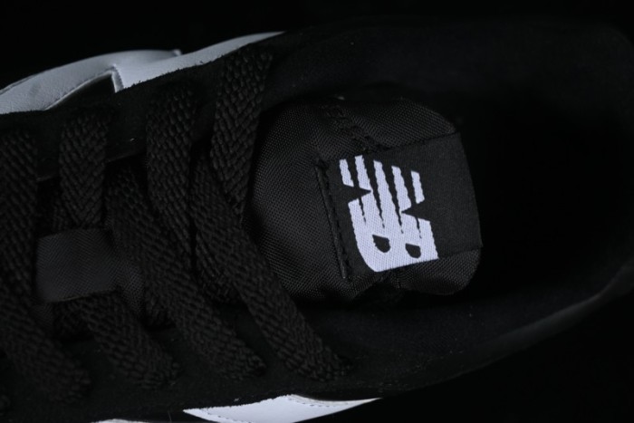 New Balance RC24 Series Retro Football-Inspired Casual Sneakers - URC42LB 1