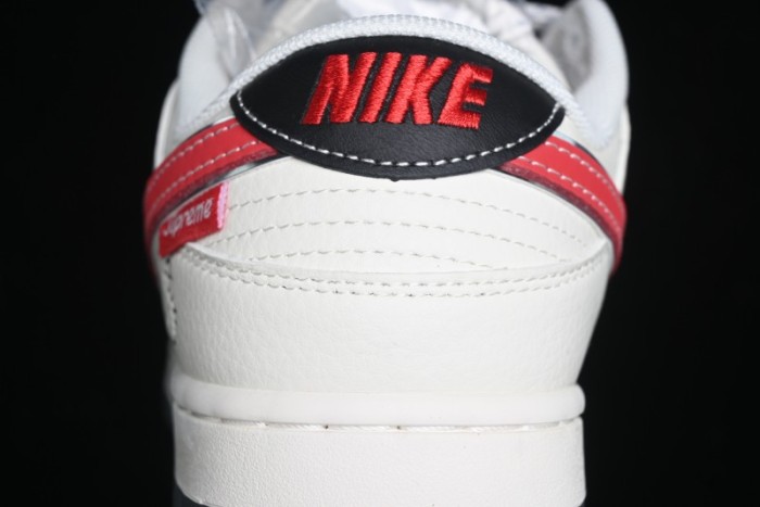 Nike SB Dunk Low Supreme Collaboration - Hello Kitty Anniversary Customized Low-Top Casual Sneakers - XY1688-018