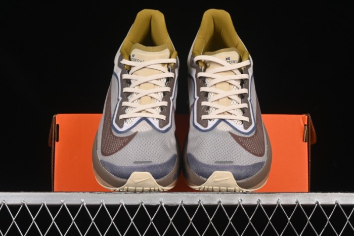 Nike Zoom Fly 6 Ultra-Lightweight Running Shoes with React Foam and Carbon Fiber Plate - HV4366-072