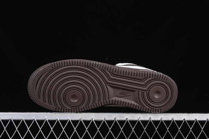 Nike Air Force 1 '07 Low Casual Sneakers with Full-Length Air Cushion - HQ3485-104