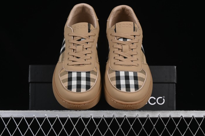 Ecco Street Flow Bicolor Casual Sneakers with Lightweight Cushioning - 63750101002