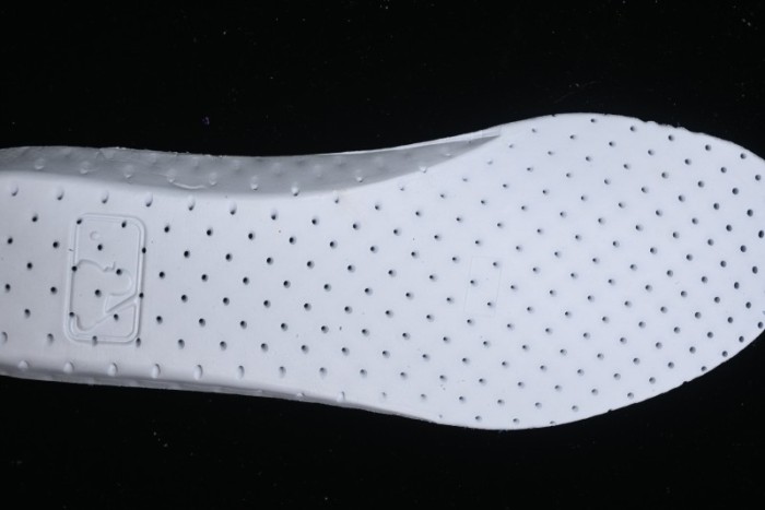 MLB NY Chunky Liner New York Yankees Velcro Print Logo Lightweight Platform Casual Sneakers - 3ASXCMM4N50PKS