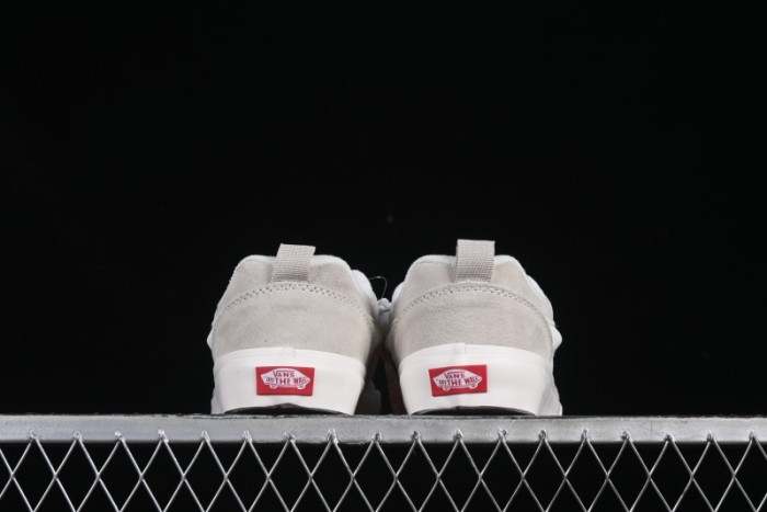 Vans Knu Skool Low-Top Retro Chunky Sneakers - VN000D750CK