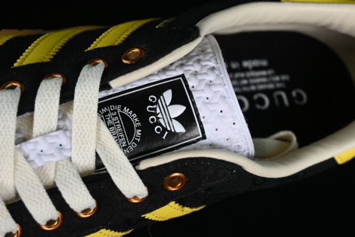 Adidas Originals x Gucci Gazelle Classic Casual Sneakers - W31084 1