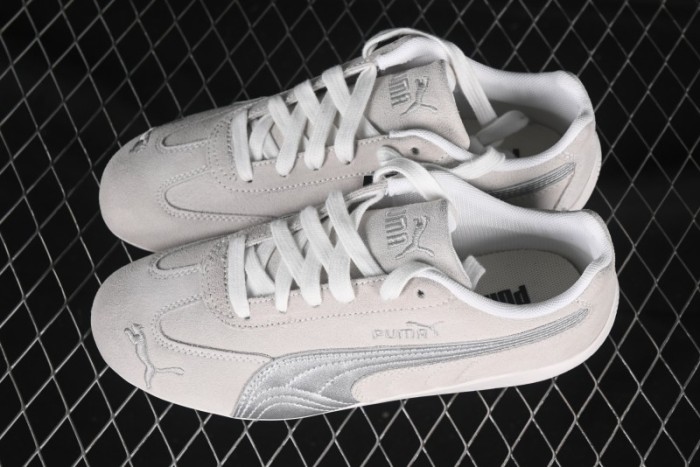 Puma Speedcat Lifestyle Low-Top Sneakers for Racing Enthusiasts - 397397-01