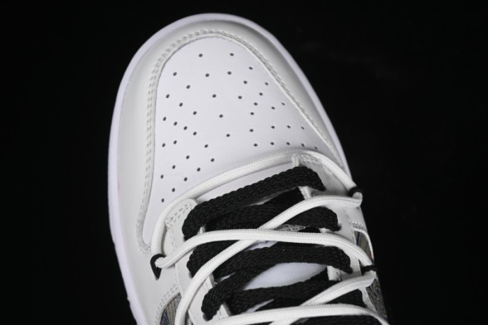 Nike Dunk Low CNY Year of the Dragon Limited Edition SB Lace-Up Casual Sneakers with Silver-White Design - DV0831-101