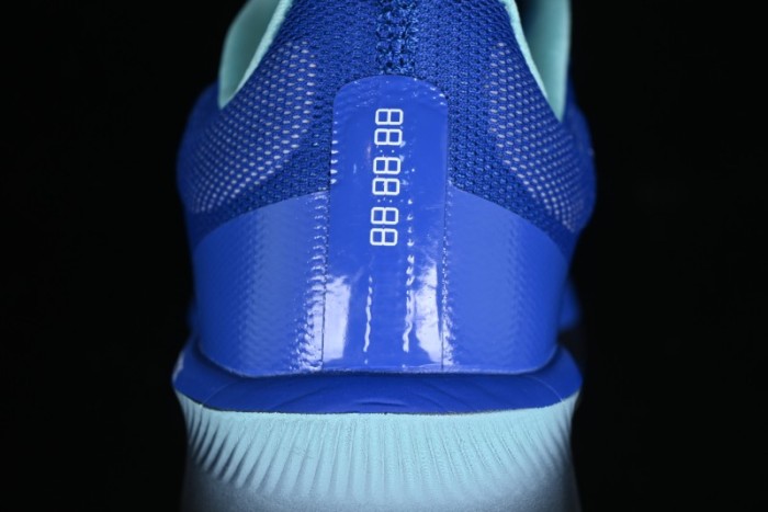 Nike Zoom Fly 6 Running Shoes with Flyknit Material and Carbon Fiber Plate - FN8454-400