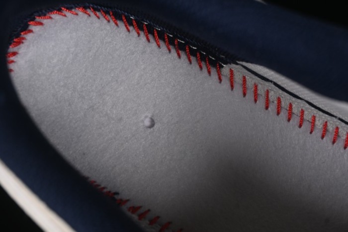 Nike Air Force 1 '07 Low Supreme Collaboration Casual Sneakers with Full-Length Air Cushion - HH7518-074