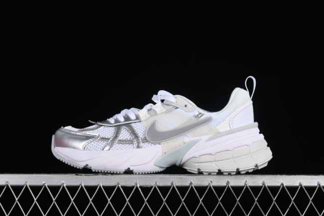 Nike Runtekk Run Retro Low-Top Running Shoes with Cushlon Midsole and Anti-Slip Design - FD0736-104