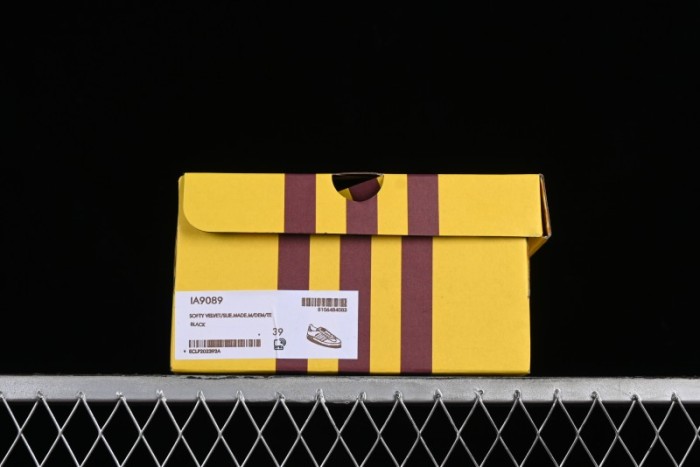 Adidas Originals x Gucci Gazelle Classic Casual Sneakers - IA9089 1