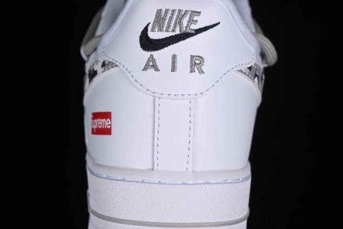 Nike Supreme x Air Force 1'07 Low  Box Logo  Camouflage Print Casual Sneakers - UP1658-595 1