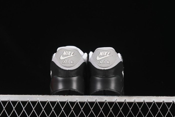 Nike Air Max 90 Retro Running Shoes with Visible Air Cushion - HQ3817-001