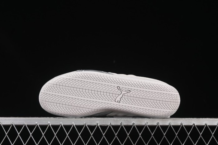 Puma Speedcat Lifestyle Low-Top Sneakers for Racing Enthusiasts - 397397-01