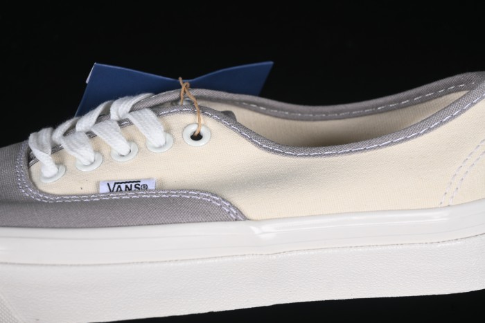 Vans Authentic Reissue 44 Low-Top Casual Skate Shoes - VN000CQAKAQ