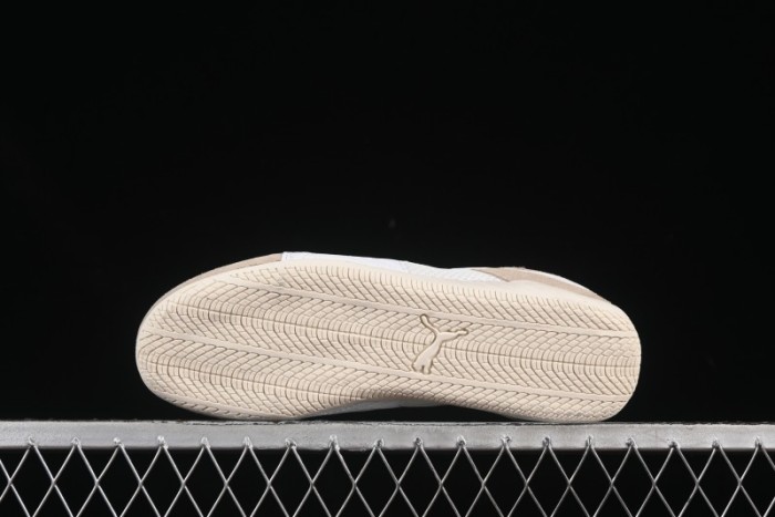 Puma Speedcat Lifestyle Low-Top Sneakers for Racing Enthusiasts - 403589-04