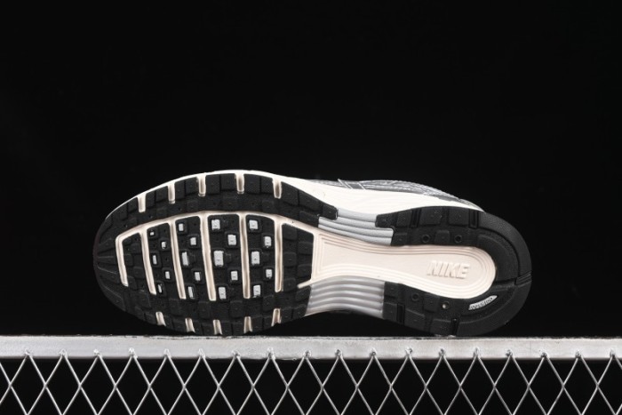 Nike P-6000 Prm Retro Casual Sneakers with Lightweight Design - CD6404-105