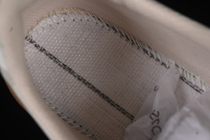 Ecco Men's Casual Series Fashion Sneakers with Shock-Absorbing Sole and Breathable Upper - 63082901002