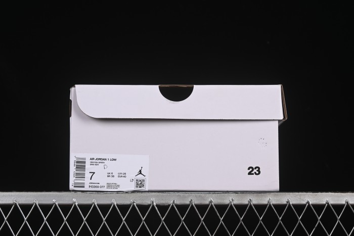 Nike Air Jordan 1 Low  Dongdan  Casual Sneakers with Woven Grey Design - IH3369-077