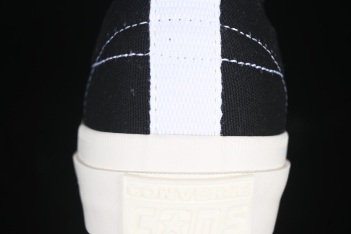 Converse x Play Comme Des Garcons One Star Academy Pro Low Top Casual Sneakers - A09870C