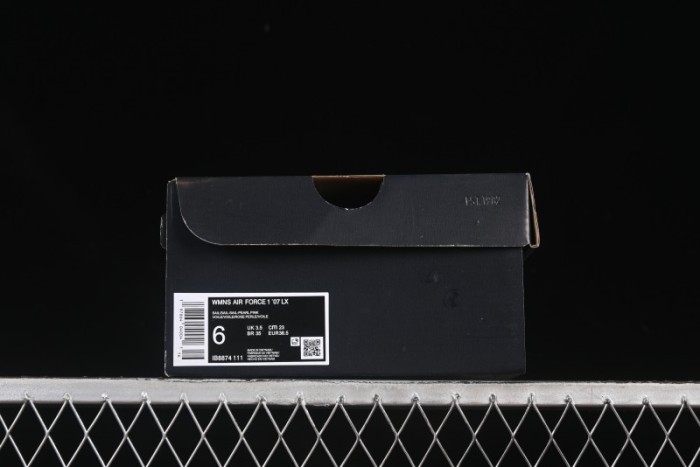 Nike Air Force 1'07 Low Casual Sneakers with Full-Length Air Cushion - IB8874-111