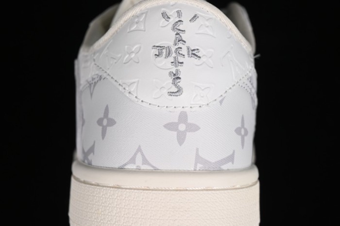 Nike Air Jordan 1 Low OG SP Travis Scott x Fragment Design Collaboration Sneakers - LX1988-700 1