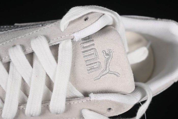 Puma Speedcat Lifestyle Low-Top Sneakers for Racing Enthusiasts - 397397-01