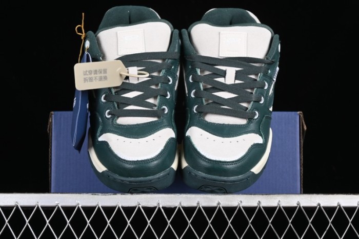 Vans Rowley XLT Series Skate Shoes with Cushioning and Durability - VN000CQFCPM 1