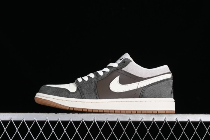 Nike Air Jordan 1 Low  Snkrs Day  Casual Sneakers with Grey Toe Design - FD0399-004 1