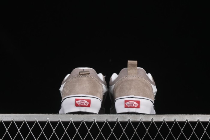 Vans Knu Skool Low-Top Retro Chunky Sneakers - VN000D6ZH2B