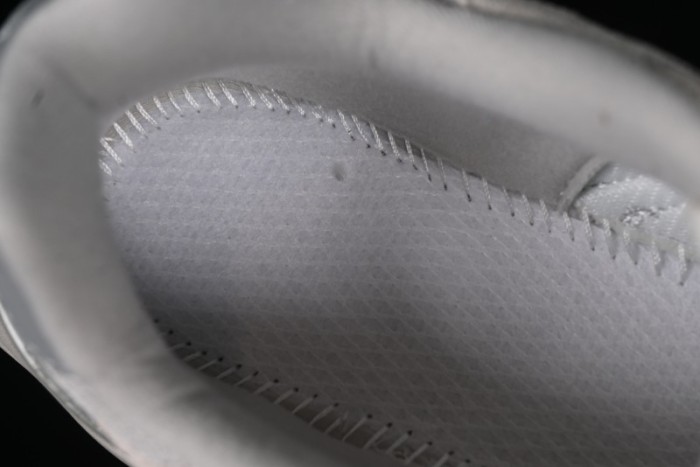 New Balance NB9060 Series Retro Casual Running Shoes with ABZORB Cushioning - U9060JCG