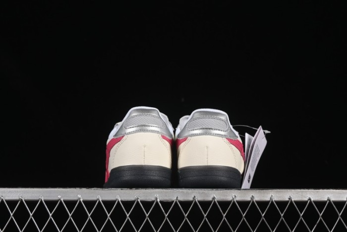 Onitsuka Tiger Tokuten Low-Top Casual Sneakers with T-TOE Reinforcement and Retro Indoor Sole - 1183B938-100