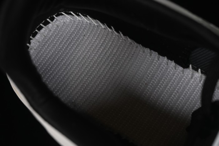 Stone Island Grime Panelled Low-Top Lifestyle Sneakers - 79FWS0303