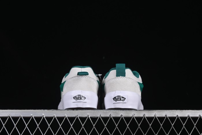 Vans Knu Skool Low-Top Retro Chunky Sneakers - VN000D6CJBG