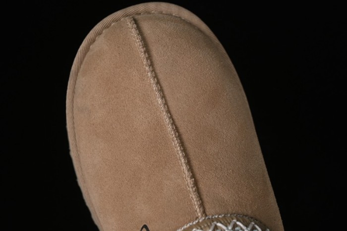 UGG Tazz 5cm Classic Platform Snow Boots with TREADLITE Outsole - 1122553