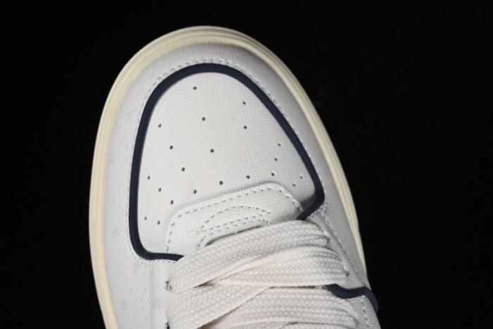 MLB Chunky Liner Basic New York Yankees Thick Sole Casual Sneakers with 6cm Height Increase - 3ASXCBO3N07NYD