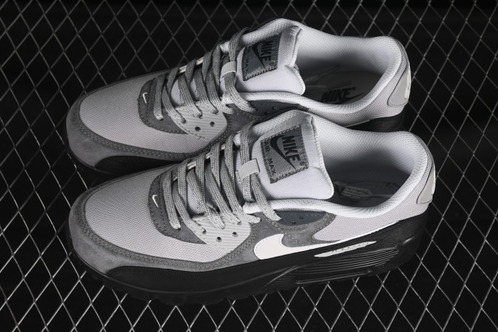 Nike Air Max 90 Retro Running Shoes with Visible Air Cushion - HQ3817-001