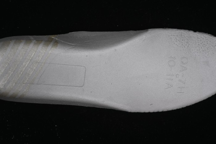 Nike Air Force 1 '07 Low Supreme Collaboration Casual Sneakers with Dual-Color Sole - XZ6188-017