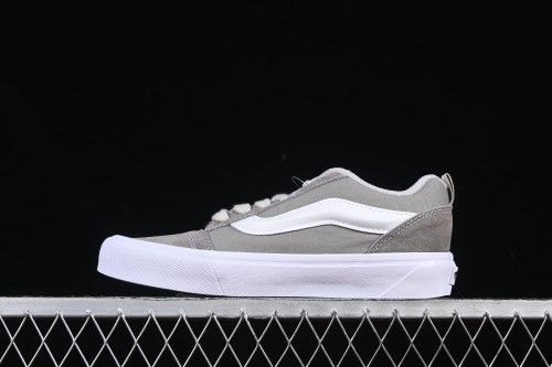Vans Knu Skool Low-Top Retro Chunky Sneakers - VN000CS0BGG
