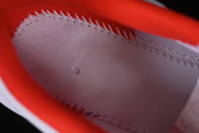 Nike Zoom Fly 6 Lightweight Responsive Running Shoes with Flyknit and Carbon Fiber Plate - HQ3498-100